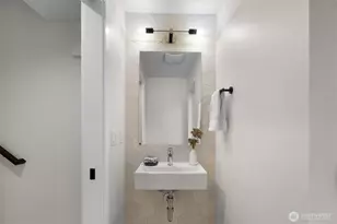 932 NW 58th St, Seattle, WA 98107 - Photo 12