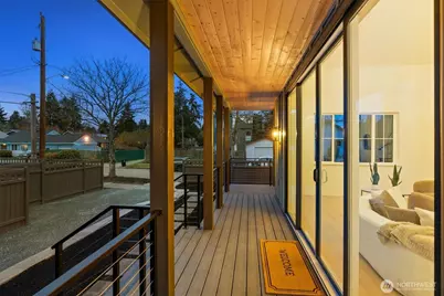 9003 30th Avenue SW, Seattle, WA 98126 - Photo 32