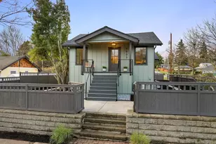 9003 30th Ave SW, Seattle, WA 98126 - Photo 2