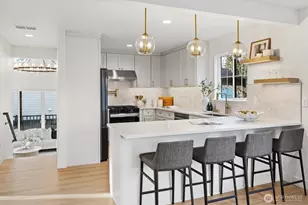 9003 30th Ave SW, Seattle, WA 98126 - Photo 8