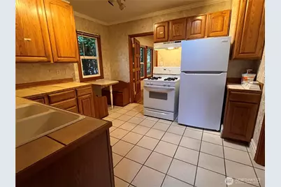 1612 N 50th Street, Seattle, WA 98103 - Photo 4