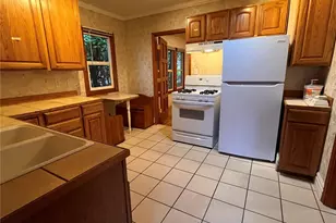 1612 N 50th St, Seattle, WA 98103 - Photo 4