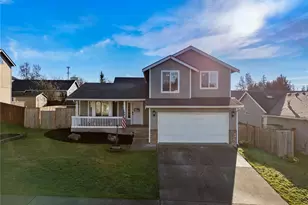 1608 196th St Ct E, Spanaway, WA 98387 - Photo 2