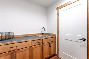 811 N Newport Loop, East Wenatchee, WA 98802 - Photo 28