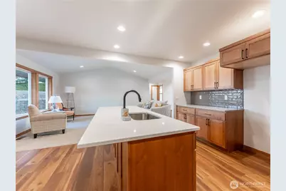 811 N Newport Loop, East Wenatchee, WA 98802 - Photo 16