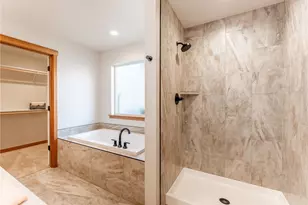 811 N Newport Loop, East Wenatchee, WA 98802 - Photo 24