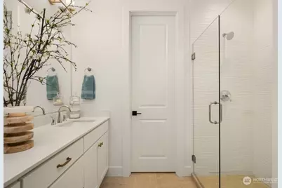 10814 (Hs 65) 120th Lane NE #E, Kirkland, WA 98033 - Photo 28