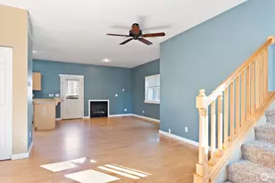 6726 NE Columbia St, Suquamish, WA 98392 - Photo 4