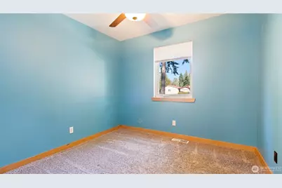 6726 NE Columbia Street, Suquamish, WA 98392 - Photo 20