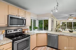 13105 102nd Ln NE, Kirkland, WA 98034 - Photo 8