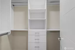 2212 Franklin Ave E, Seattle, WA 98102 - Photo 16