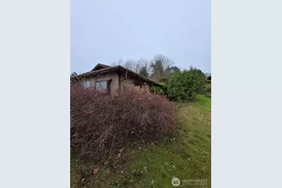 8415 SE Southworth Drive, Port Orchard, WA 98366 - Photo 2