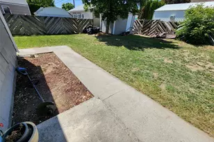 1229 C St SW, Ephrata, WA 98823 - Photo 34