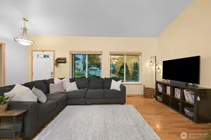 115 43rd St, Bellingham, WA 98229 - Photo 8