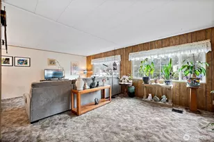 9314 Canyon Rd E, Puyallup, WA 98371 - Photo 6