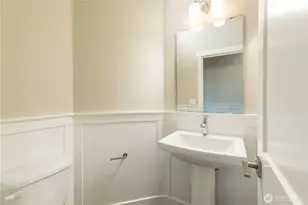 139 Blackfish Ct, Bremerton, WA 98310 - Photo 6