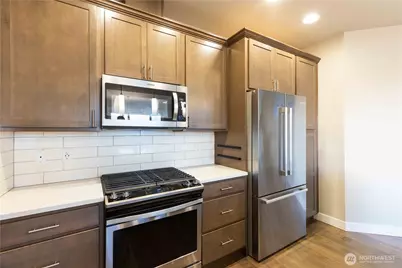 139 Blackfish Court, Bremerton, WA 98310 - Photo 12