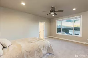 139 Blackfish Ct, Bremerton, WA 98310 - Photo 18