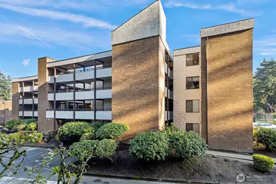 11025 Glen Acres Drive S #D, Seattle, WA 98168 - Photo 22