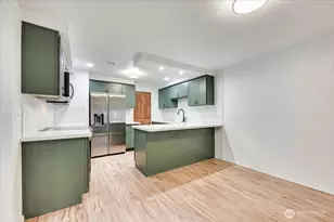 12712 NE 120th St, Kirkland, WA 98034 - Photo 12