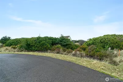 1134 Vernonia Court, Ocean Shores, WA 98569 - Photo 2