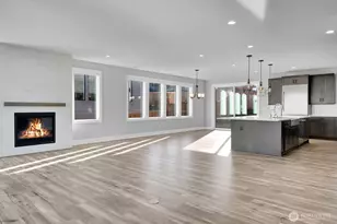 1113 N 39th Ct, Renton, WA 98056 - Photo 6