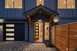 1109 26th Ave, Seattle, WA 98122 - Photo 2