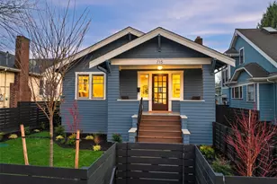 715 N 70th St, Seattle, WA 98103 - Photo 1