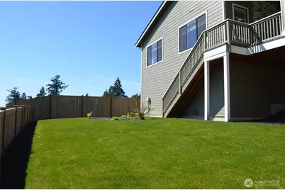 9520 38th Street E, Edgewood, WA 98371 - Photo 20