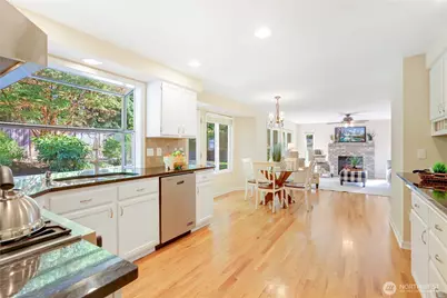 6405 154th Street SE, Snohomish, WA 98296 - Photo 8