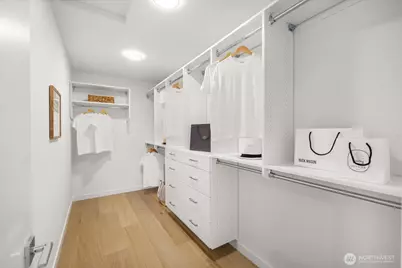 713 N 70th Street, Seattle, WA 98103 - Photo 22