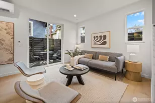 713 N 70th St, Seattle, WA 98103 - Photo 2