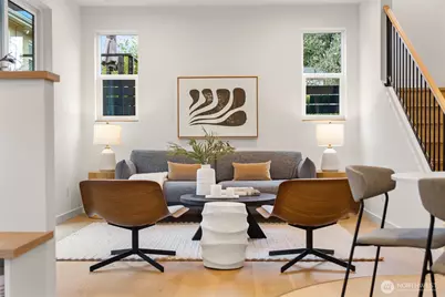 713 N 70th Street, Seattle, WA 98103 - Photo 4