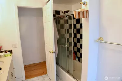 11531 80th Avenue S, Seattle, WA 98178 - Photo 14