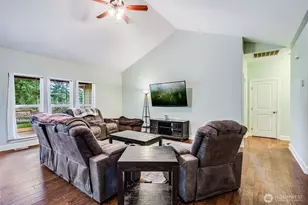 36612 2nd Ave S, Roy, WA 98580 - Photo 8