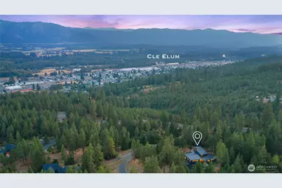 422 Forest Ridge Drive, Cle Elum, WA 98922 - Photo 2