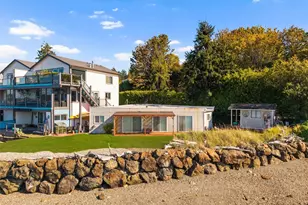 2711 Day Island Blvd W, University Place, WA 98466 - Photo 1