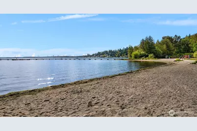 12014 98th Avenue NE #101, Kirkland, WA 98034 - Photo 2