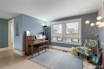 411 7th Street NW, Puyallup, WA 98371 - Photo 8