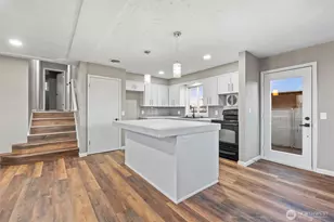 906 S A St, Moses Lake, WA 98837 - Photo 2