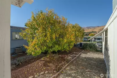 1608 N Western #27, Wenatchee, WA 98801 - Photo 22