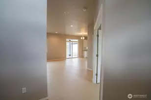 215 Poplar Street NE, Royal City, WA 99357 - Photo 2