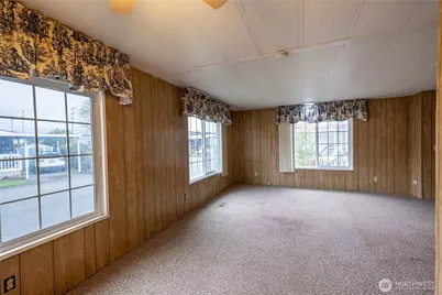 225 NE Ernst #49, Oak Harbor, WA 98277 - Photo 12