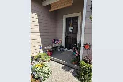 7046 Tahoe Drive SE, Tumwater, WA 98501 - Photo 2