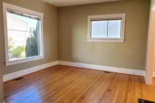 1815 E Roy St, Seattle, WA 98112 - Photo 4