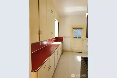 1815 E Roy Street, Seattle, WA 98112 - Photo 10