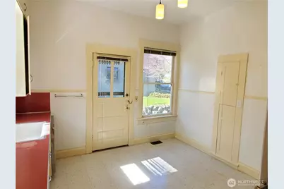 1815 E Roy Street, Seattle, WA 98112 - Photo 12