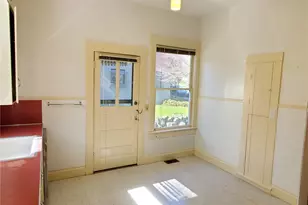 1815 E Roy St, Seattle, WA 98112 - Photo 12