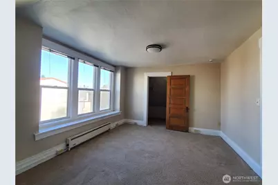 1815 E Roy Street, Seattle, WA 98112 - Photo 16