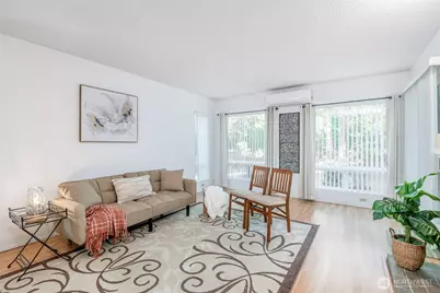 15141 Sunwood Boulevard #EE11, Tukwila, WA 98188 - Photo 10